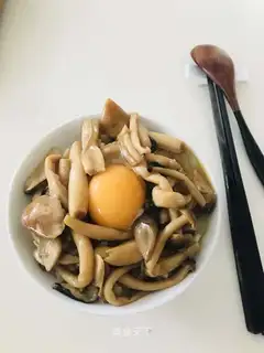 A fungus egg gravy