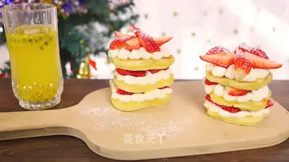 Strawberry cake