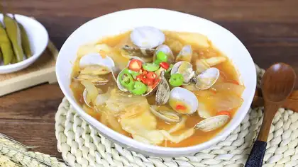 Spaghetti noodles