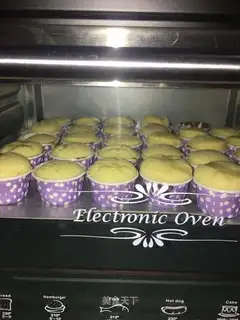 Full egg cupcakes