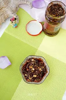 Spicy beef sauce for homemade old godmothers
