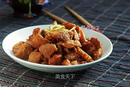 Monkey head red meat