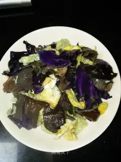 Scramble eggs