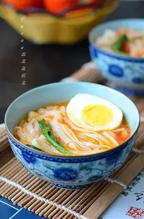 Tomato noodles