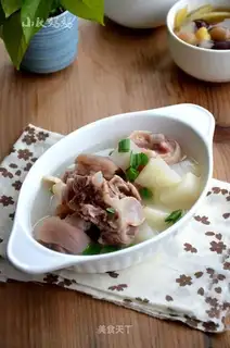 Roach and lamb soup