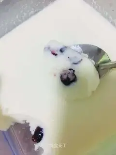 Cranberry jelly