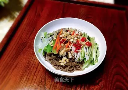 Cream noodles