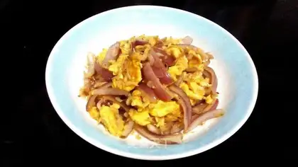 Shrimp skin fried eggs