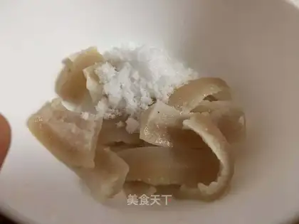 Pig-skin sugar