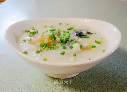 Sea cucumber saline egg congee