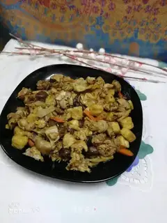 A red roasted chicken