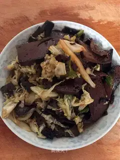 Pork-blooded cabbage
