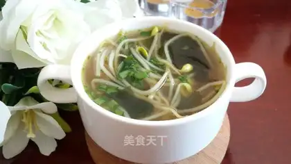 Korean soybean soup