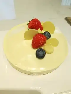 Lemon root cake