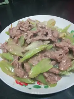 Beef fried celery