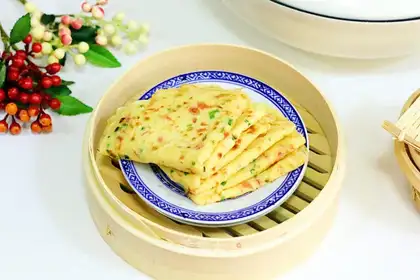Carrot egg pancakes