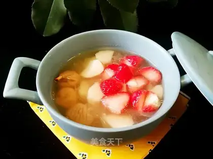 Strawberry Mountain Silver Ear soup