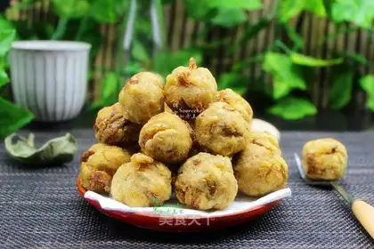 Soccer taro shrimp riceballs
