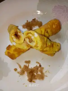 Egg pine rolls