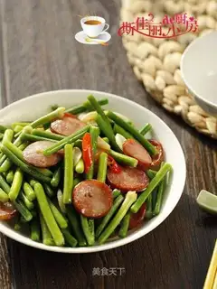 Red sausages and garlic