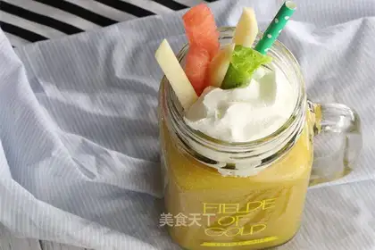 Fresh orange juice