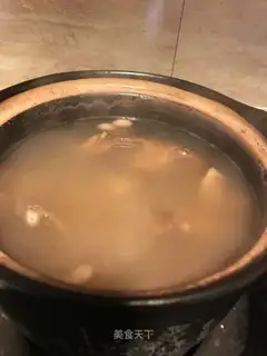 Lotus bone soup