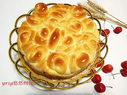 Rose bread