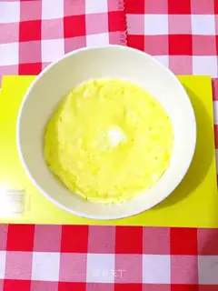 Milky eggs