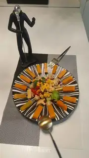 Gymnasium salad