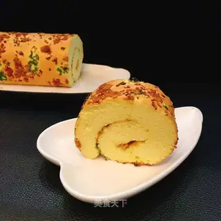 Meat pine rolls