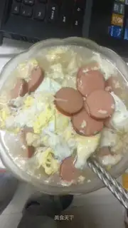 Ham egg noodles