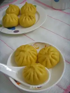 steamed buns