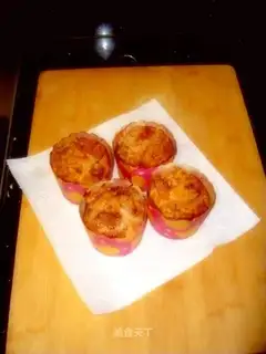 Apple and coconut mashed muffin