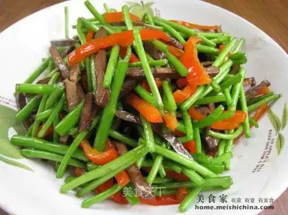 stir-fried Artemisia sargensis with dried tea