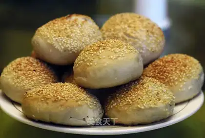 Chizi sesame seed cake