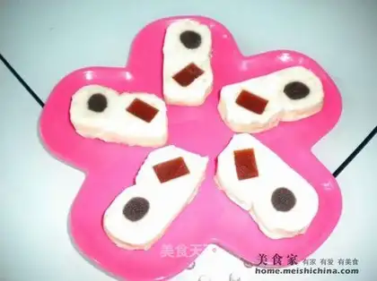 Double-flavored Ruyi Rolls