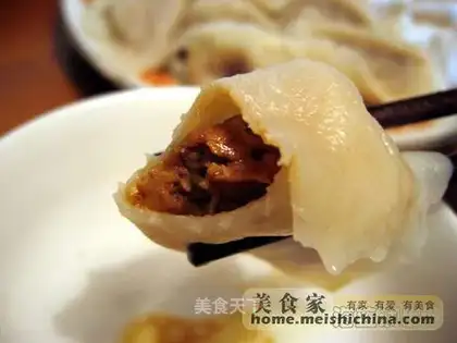 Dumplings stuffed with cabbage