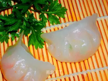 Crystal shrimp dumplings