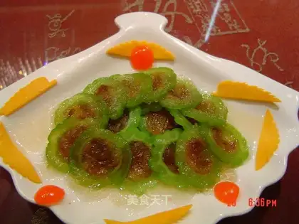 Balsam pear stuffed with candied dates