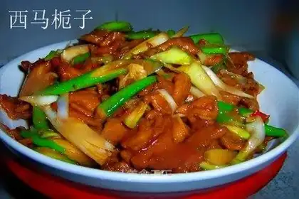Fried pork with green onion