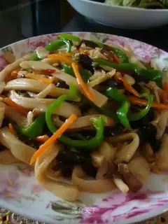 Hand-shredded mushroom