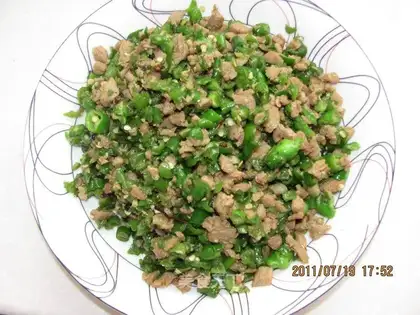 stir-fried minced pork with fresh pepper
