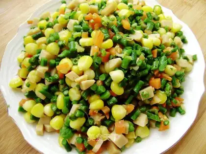 stir-fried corn kernels with cowpeas