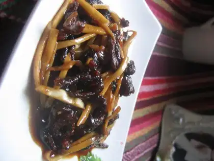 stir-fried shredded rice eel with vegetarian vegetables