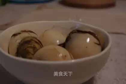 Spiced tea egg