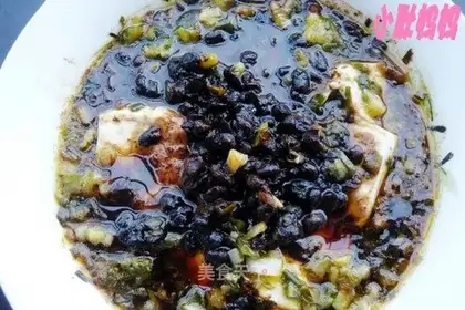 Steamed tofu with black bean sauce