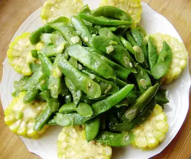 Stewed corn with beans
