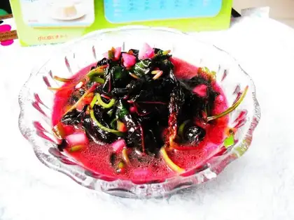 Garlic and red amaranth