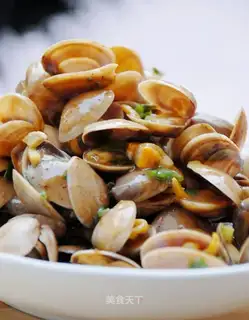 stir-fried white clams with sand tea sauce