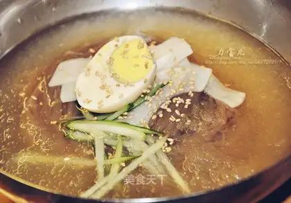 Korean simple version of cold noodles